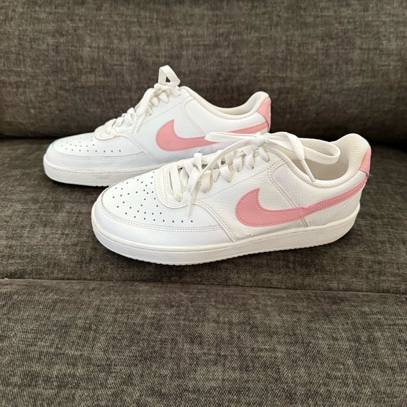 Nike Shoes - Nike Court Vision women 8.5